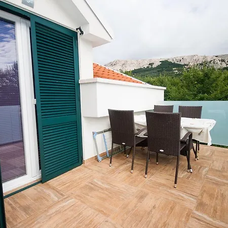 Luxurioese Ferienwohnung 600 Meter Zum Strand Appartement Baška